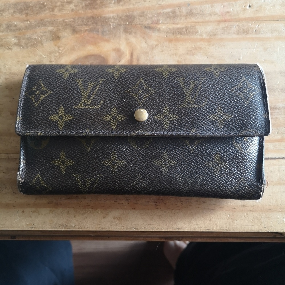 Used Authentic Louis Vuitton Wallet